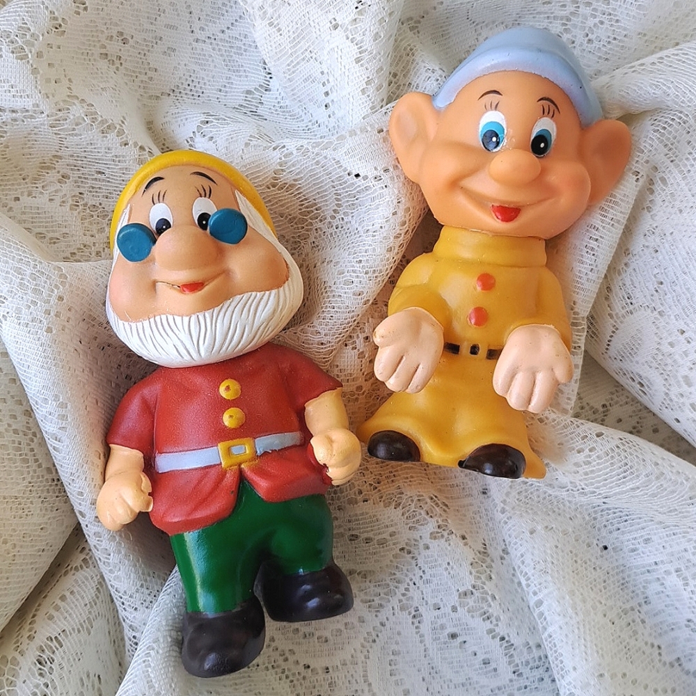 Vtg 70s Walt Disney Productions Snow White Doc & Dopey Vinyl Plastic Toy Figures